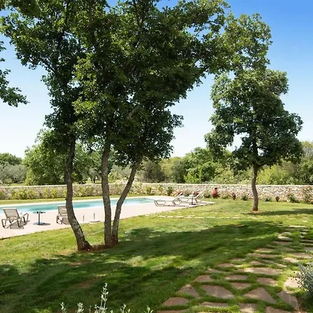 Villa Luxury Voliera With Wellness In *