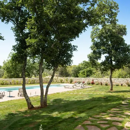 Luxury Voliera With Wellness In Villa