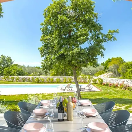 Villa Luxury Voliera With Wellness In Vodnjan